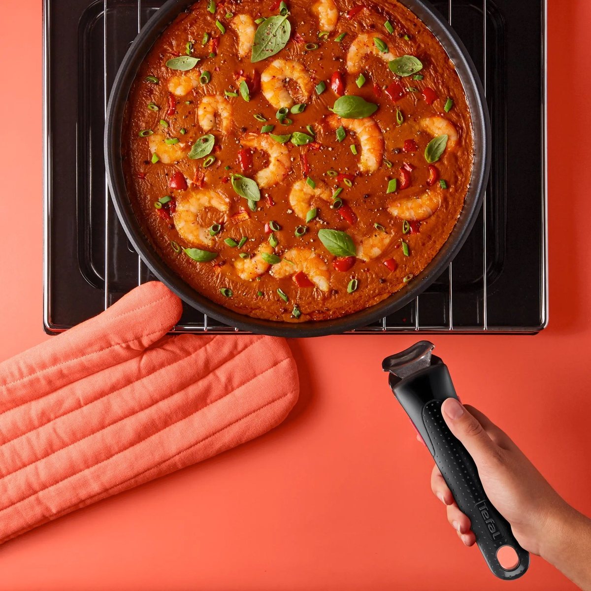 Sartén dentro del horno sin mango